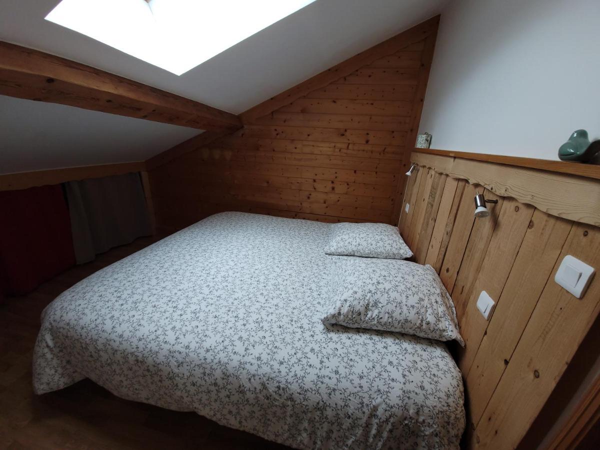 Hostal 7 P - Au Coeur Du Massif Jurassien Les Rousses Exterior foto